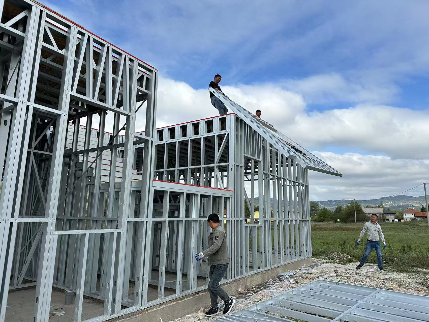 自行組裝輕鋼別墅合法嗎？一文帶你了解法律風險與合規要求